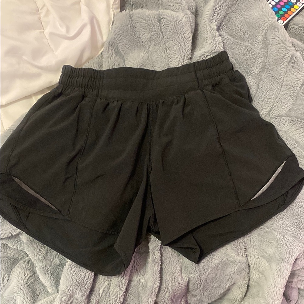 Black Lululemon Hotty Hots
